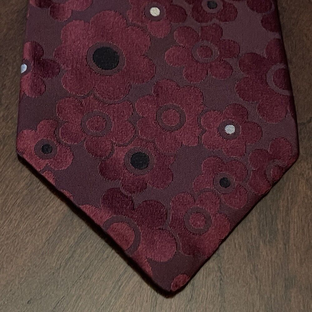 Vintage Dkny Burgundy Floral Men’s Neck Tie ￼